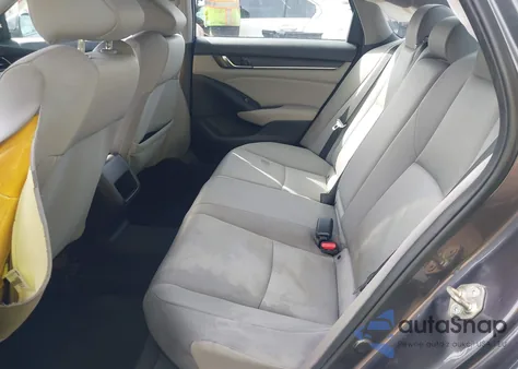 2018 Honda Accord Lx z USA, uszkodzony, nr VIN 1HGCV1F11JA117989